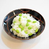 枝豆の旬の時季に是非とも食してみて！枝豆ごはん